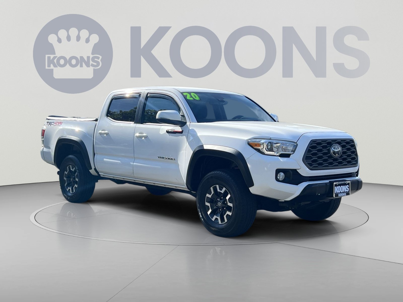Used 2020 Toyota Tacoma TRD Off-Road w/ Technology Package AWD/4WD image 2