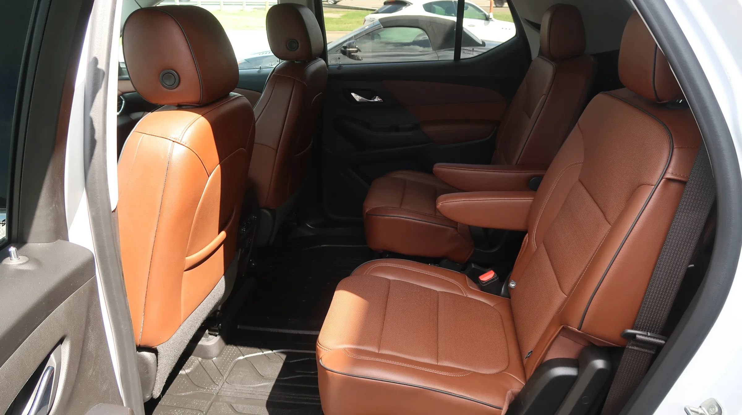 Used 2021 Chevrolet Traverse High Country FWD image 20