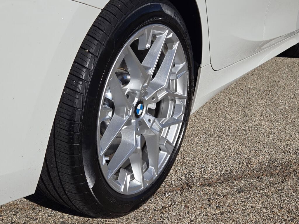 Used 2025 BMW 330i xDrive Sedan image 13