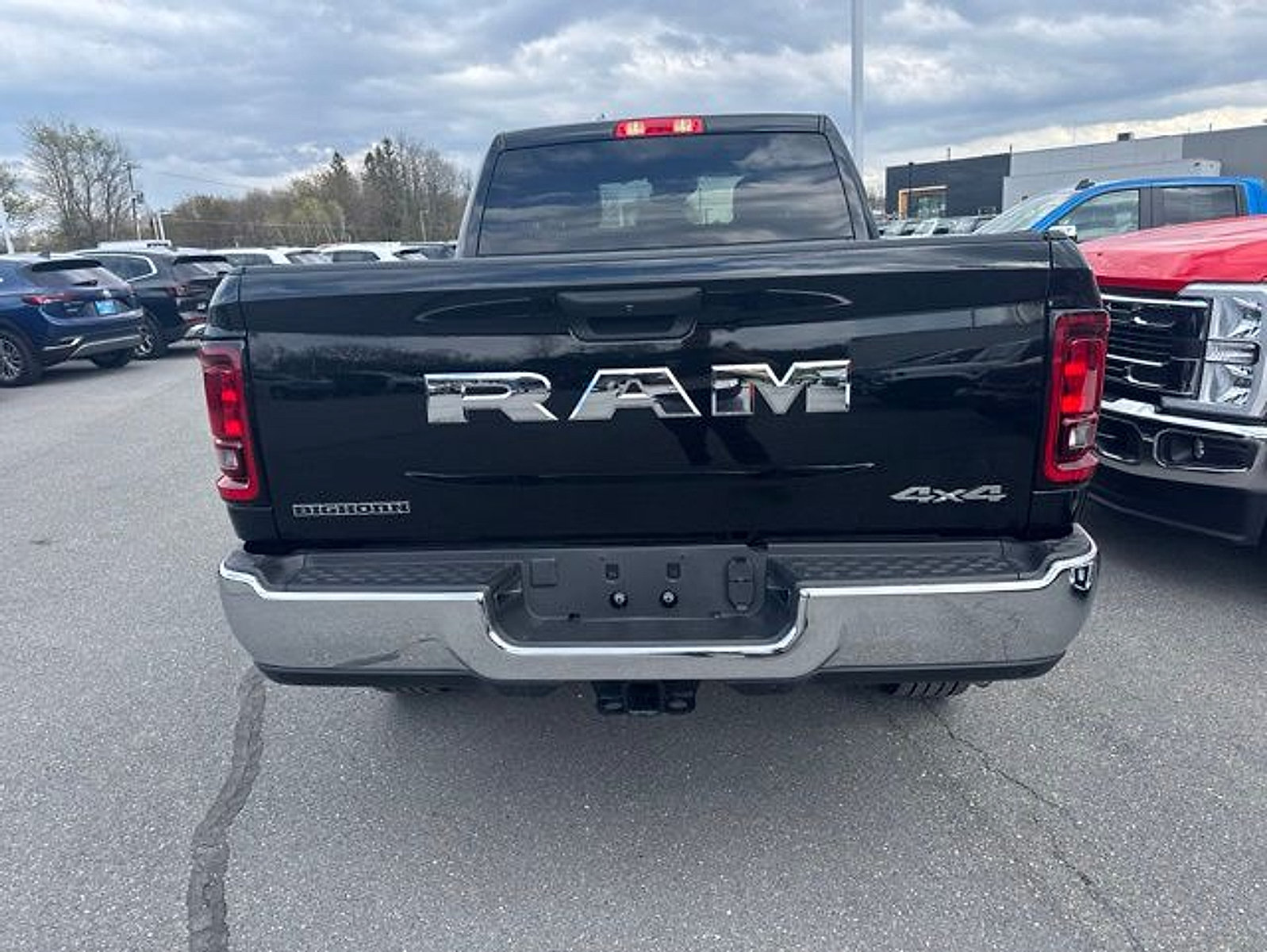 Used 2025 RAM 2500 Big Horn AWD/4WD image 15
