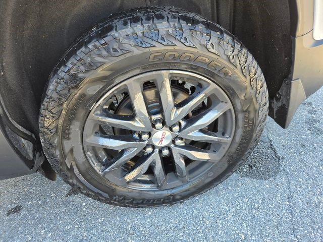 Used 2019 GMC Acadia SLT AWD/4WD image 27