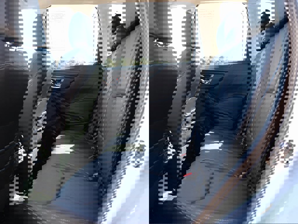 Used 2019 Subaru Forester Limited image 19