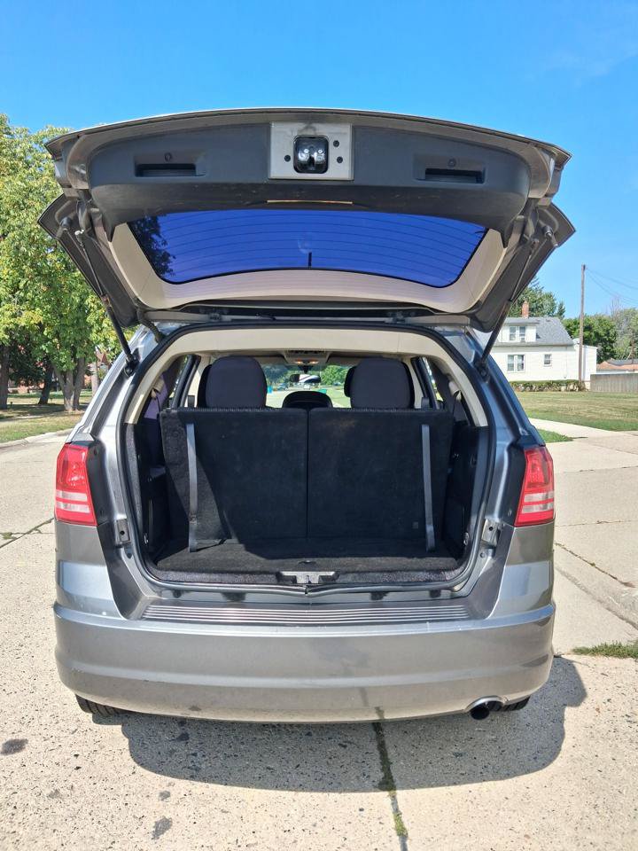 Used 2012 Dodge Journey American Value Package w/ Flexible Seating Group FWD image 7