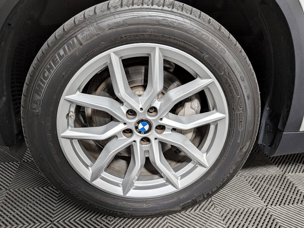 Used 2021 BMW X5 xDrive40i w/ Premium Package 2 image 52