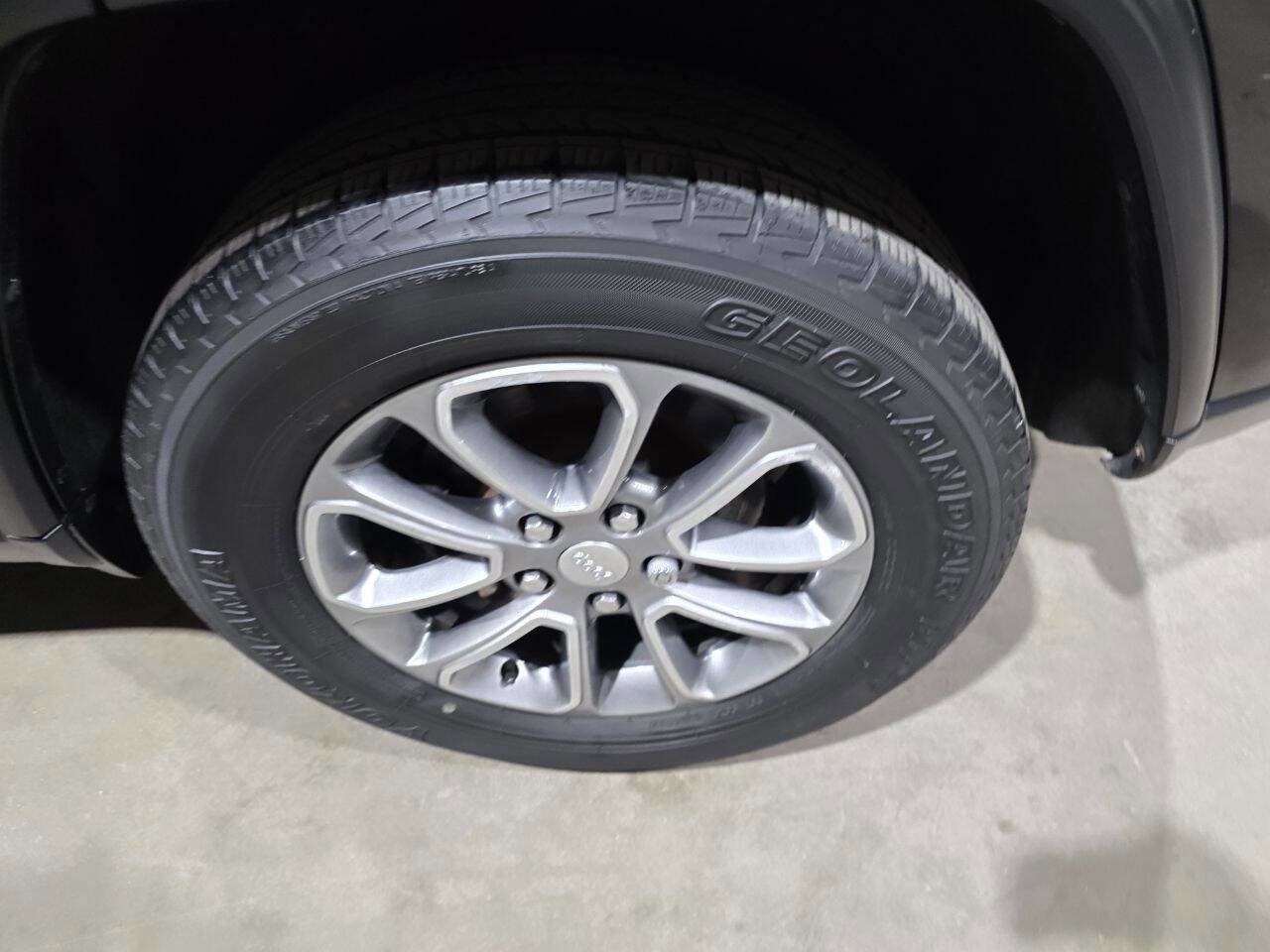 Used 2014 Jeep Grand Cherokee Limited AWD/4WD image 20