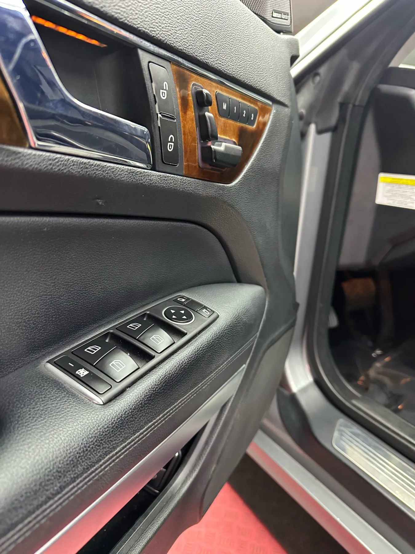 Used 2011 Mercedes-Benz E 350 Coupe w/ Premium 1 Pkg image 10