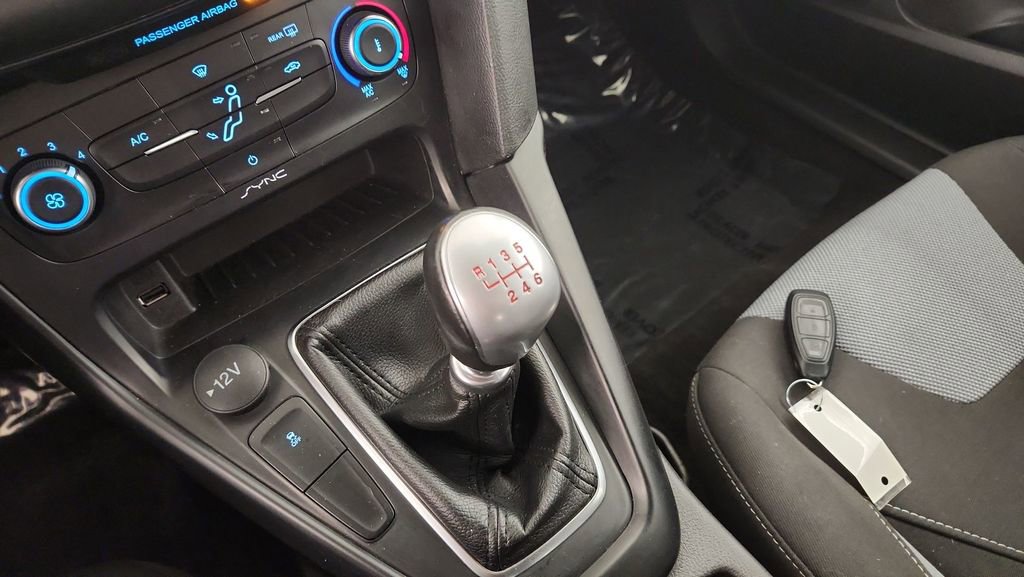 Used 2018 Ford Focus ST FWD image 22