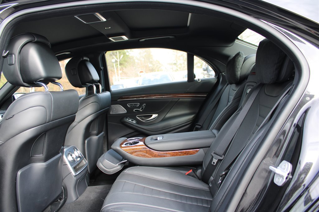 Used 2016 Mercedes-Benz S 550 4MATIC Sedan image 13