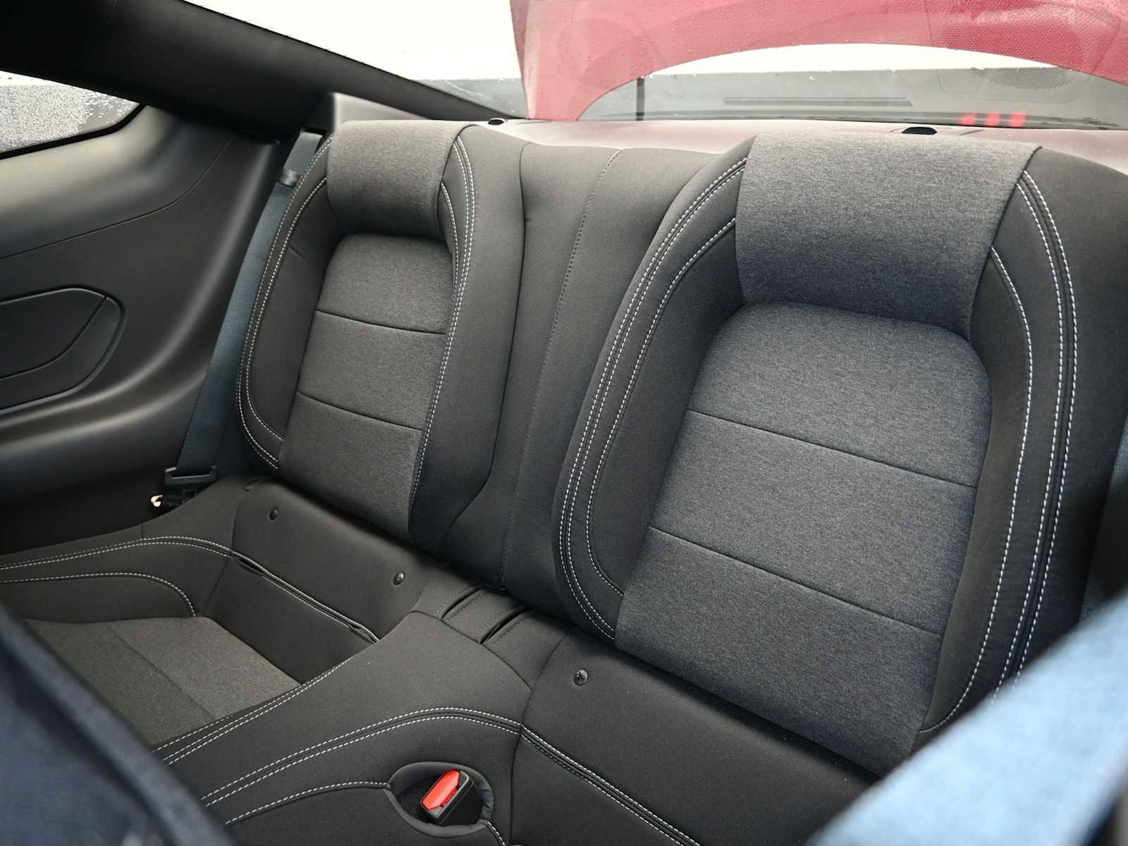 Used 2025 Ford Mustang Coupe image 18