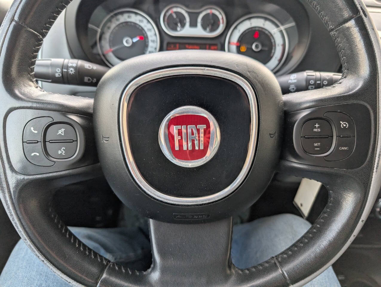 Used 2014 FIAT 500L Easy FWD image 18