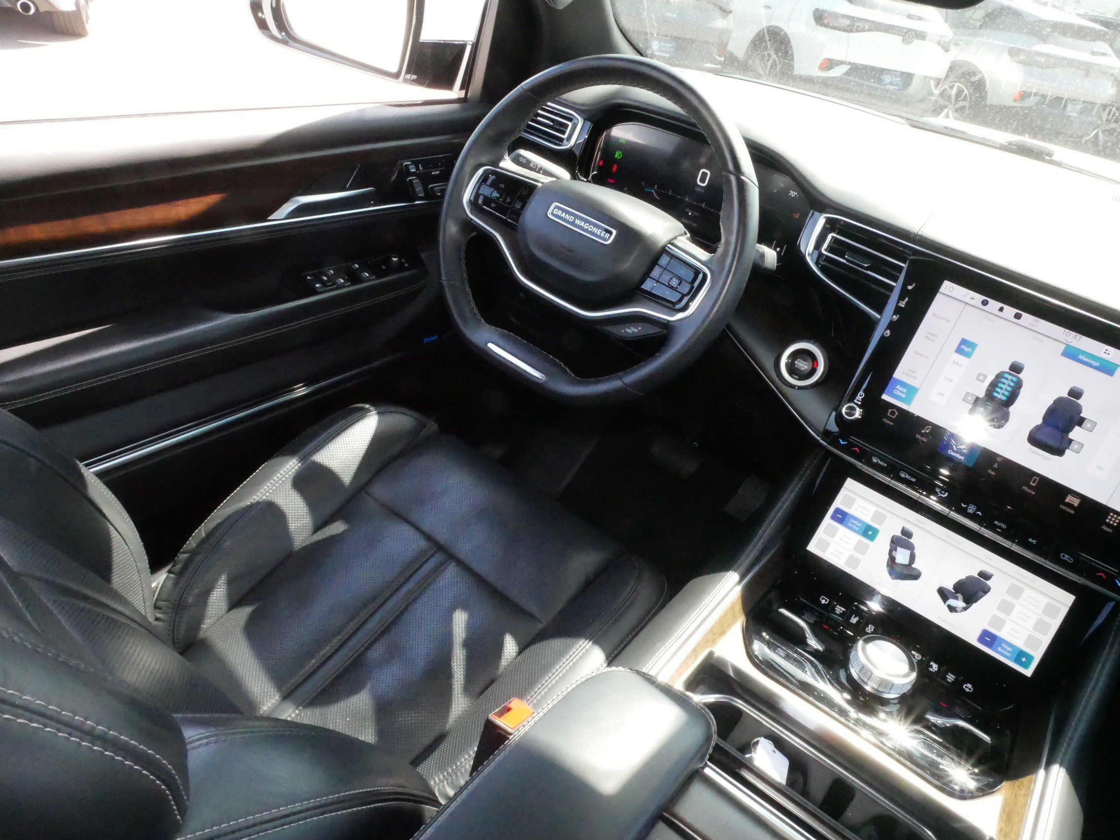 Used 2022 Jeep Grand Wagoneer Series I AWD/4WD image 9