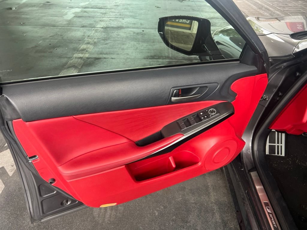 Used 2022 Lexus IS 350 F Sport RWD image 4