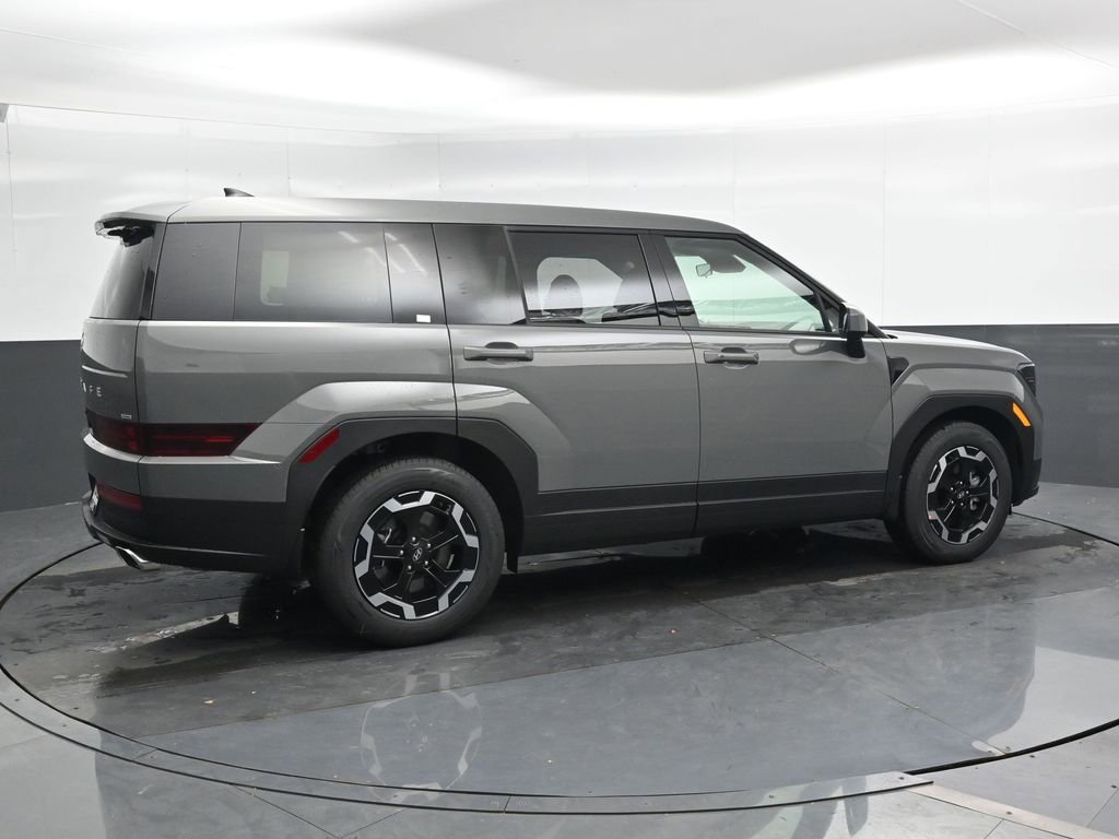 New 2026 Hyundai Santa Fe SE image 2