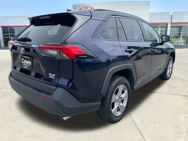 Used 2025 Toyota RAV4 XLE AWD/4WD image 5
