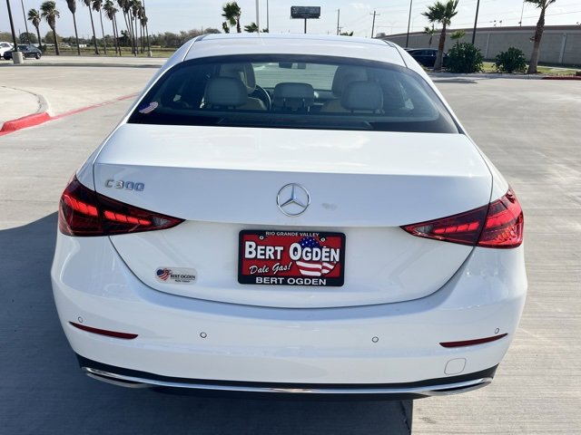 Used 2025 Mercedes-Benz C 300 Sedan image 5