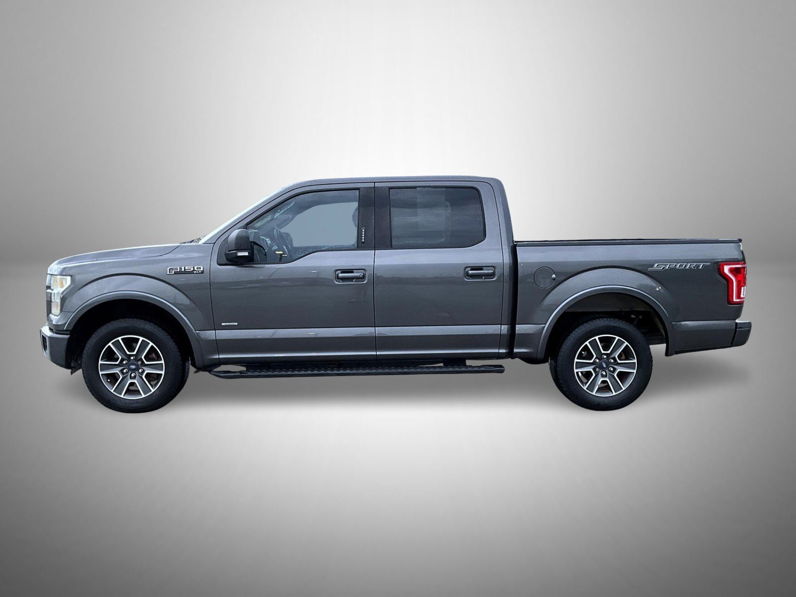 Used 2016 Ford F150 XLT w/ Equipment Group 301A Mid RWD image 8
