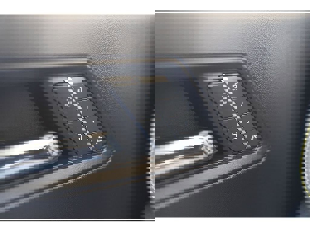 Used 2024 Chevrolet Colorado ZR2 w/ ZR2 Convenience Package III image 25