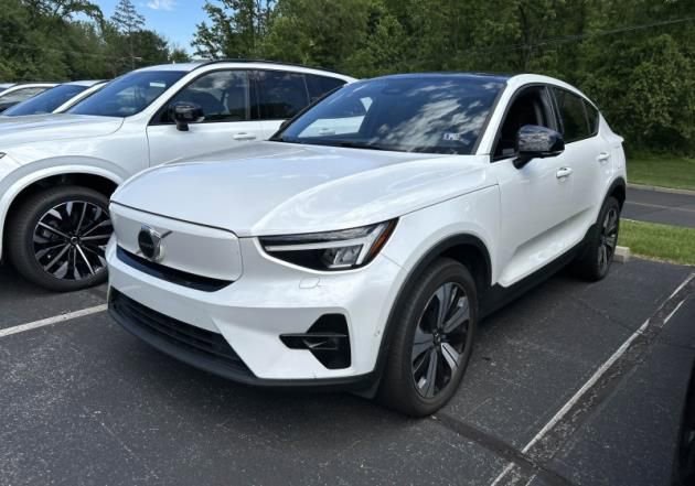 Used 2023 Volvo C40 P8 Recharge Plus AWD/4WD image 4