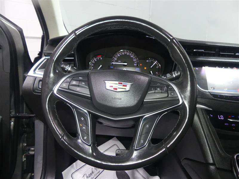Used 2018 Cadillac XT5 Luxury w/ Driver Awareness Package image 31