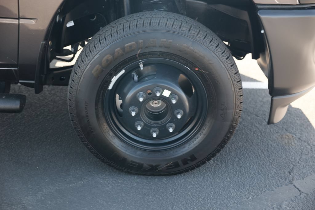 New 2026 RAM 3500 Tradesman AWD/4WD image 8