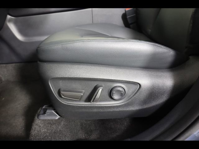 Used 2025 Toyota Grand Highlander XLE image 18