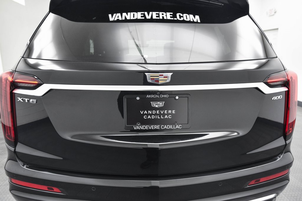 Used 2024 Cadillac XT6 Premium Luxury w/ Technology Package image 6