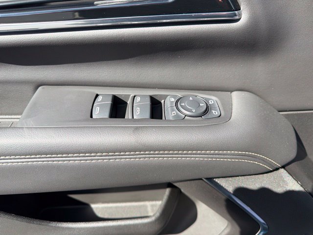 Used 2025 GMC Yukon XL Elevation AWD/4WD image 19