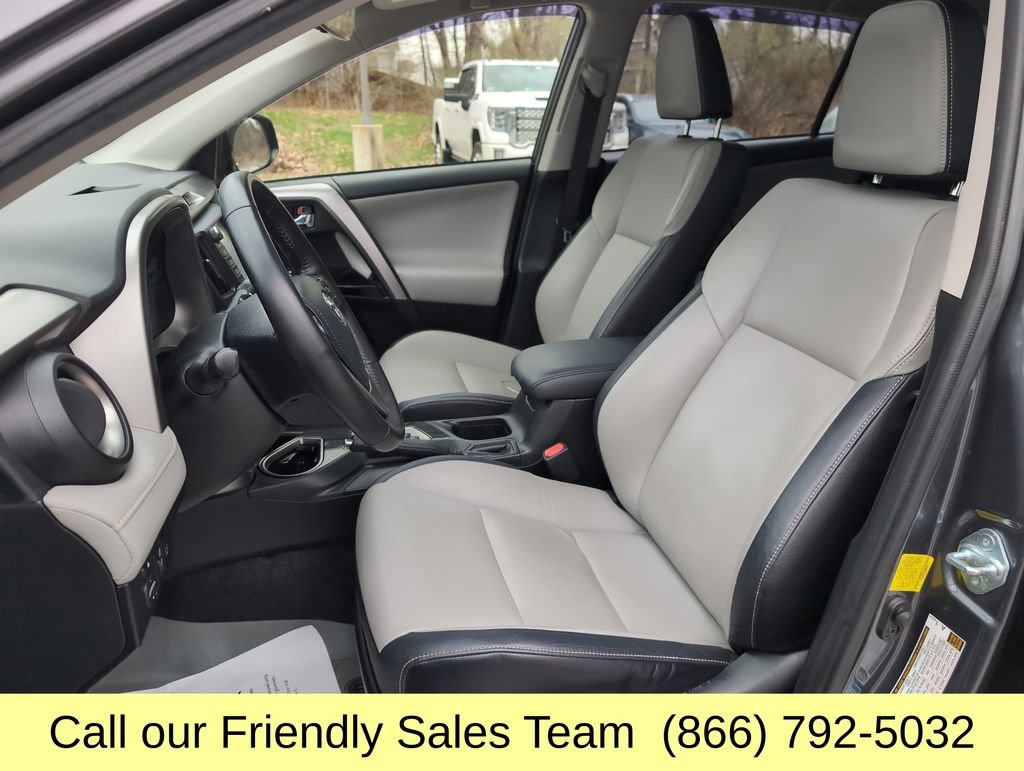 Used 2016 Toyota RAV4 Limited w/ Advanced Technology Package image 11
