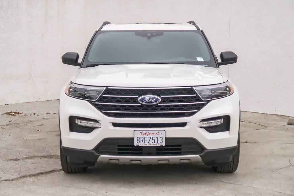 Used 2020 Ford Explorer XLT w/ Equipment Group 202A RWD image 2