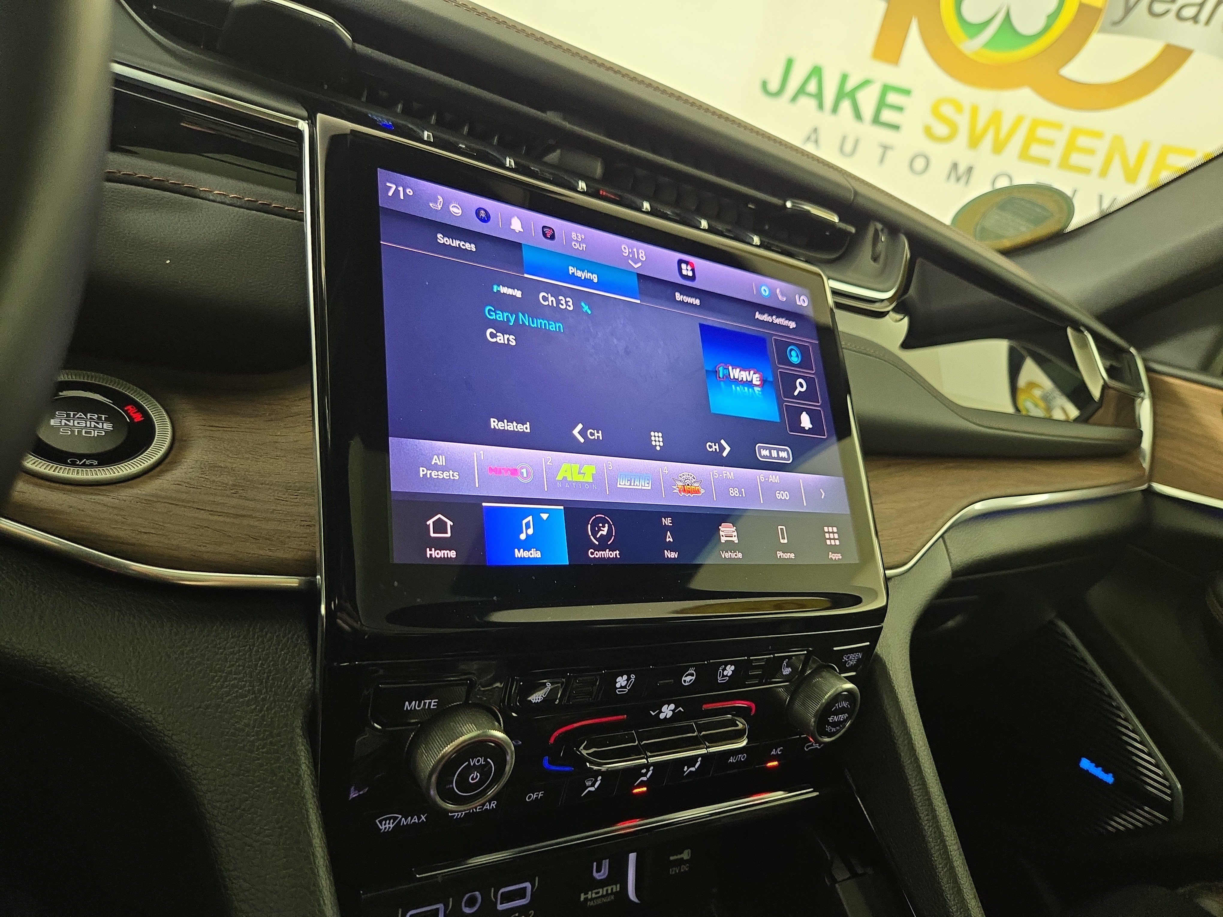 Used 2023 Jeep Grand Cherokee Summit w/ Luxury Tech Group V AWD/4WD image 19