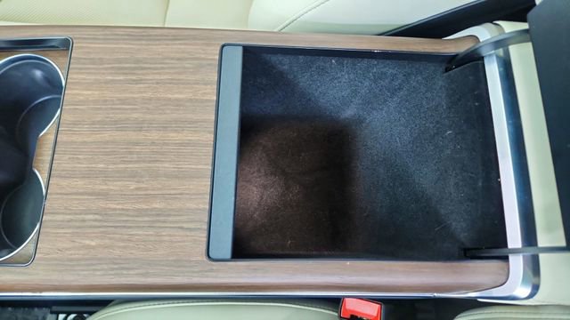 Used 2024 Tesla Model X AWD/4WD image 49