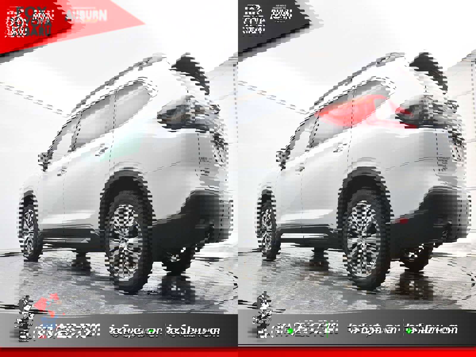 Used 2020 Subaru Ascent Touring image 16