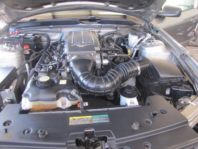 Used 2009 Ford Mustang GT Premium image 17