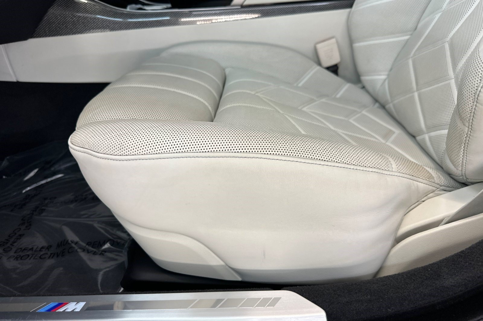 Certified 2023 BMW 740i RWD image 31