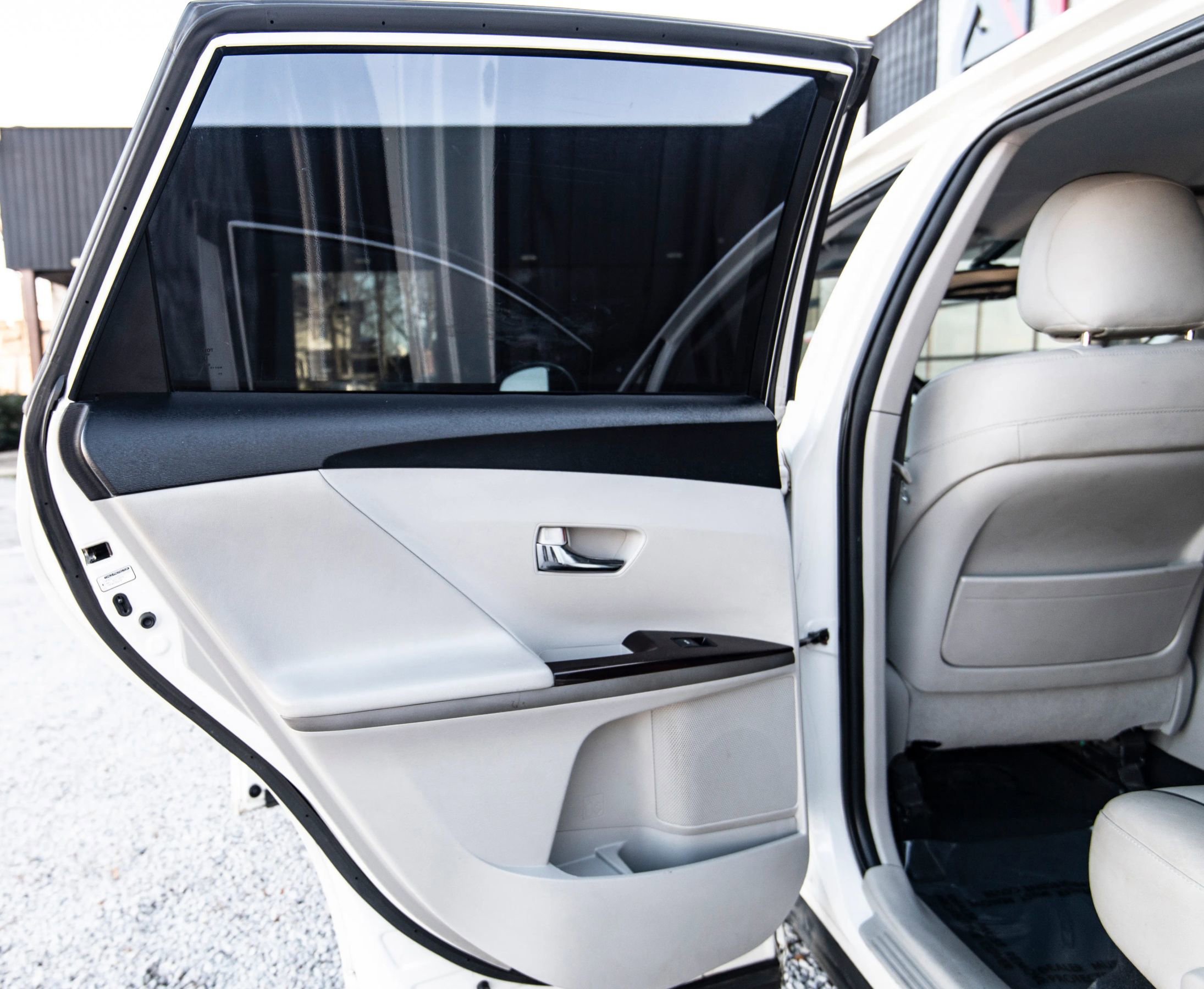 Used 2010 Toyota Venza image 28