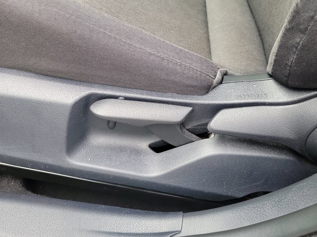Used 2025 Toyota Camry LE FWD image 22