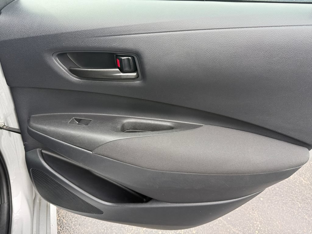 Certified 2025 Toyota Corolla LE FWD image 20