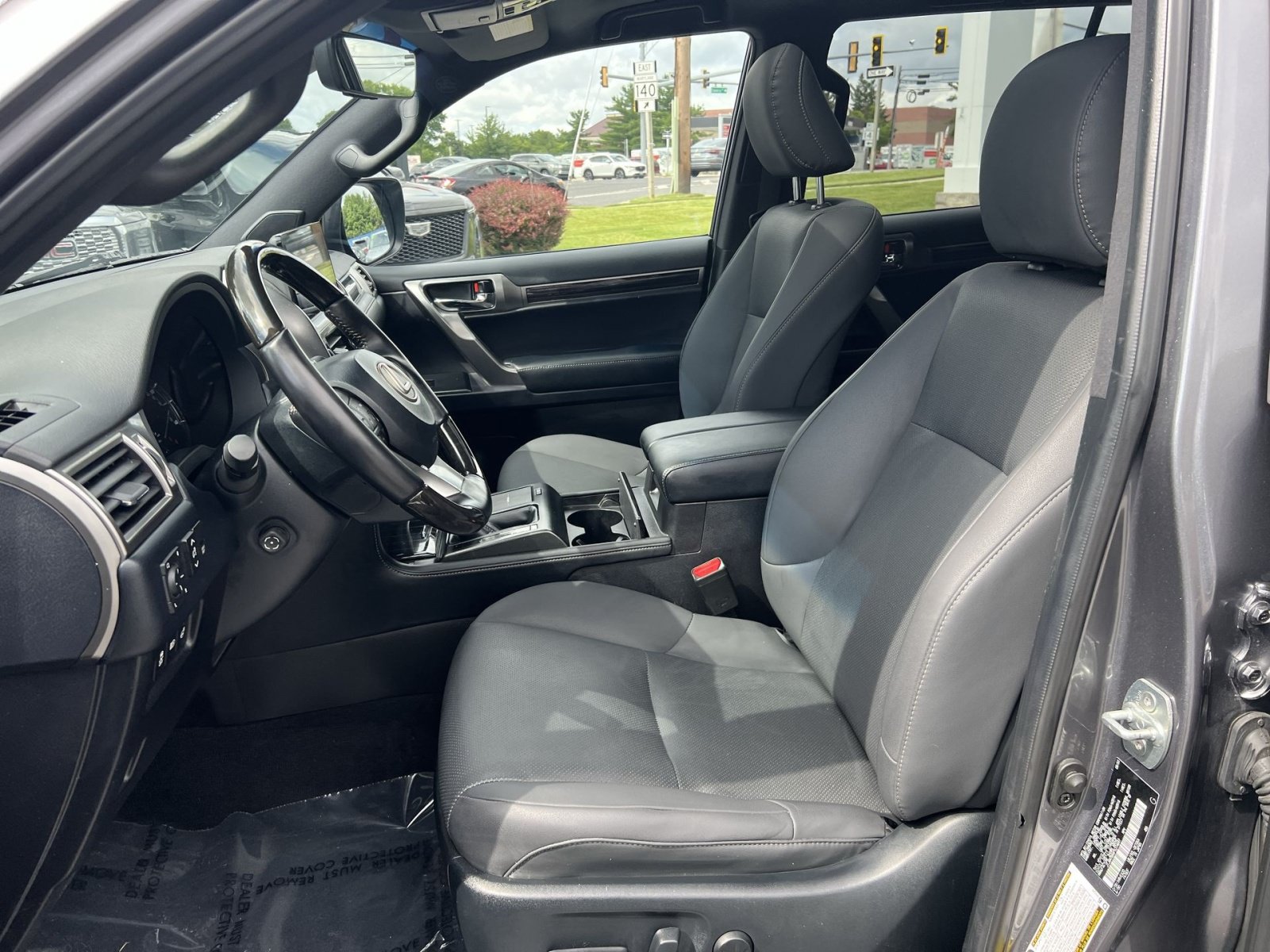 Used 2023 Lexus GX 460 Premium w/ Premium Package AWD/4WD image 13