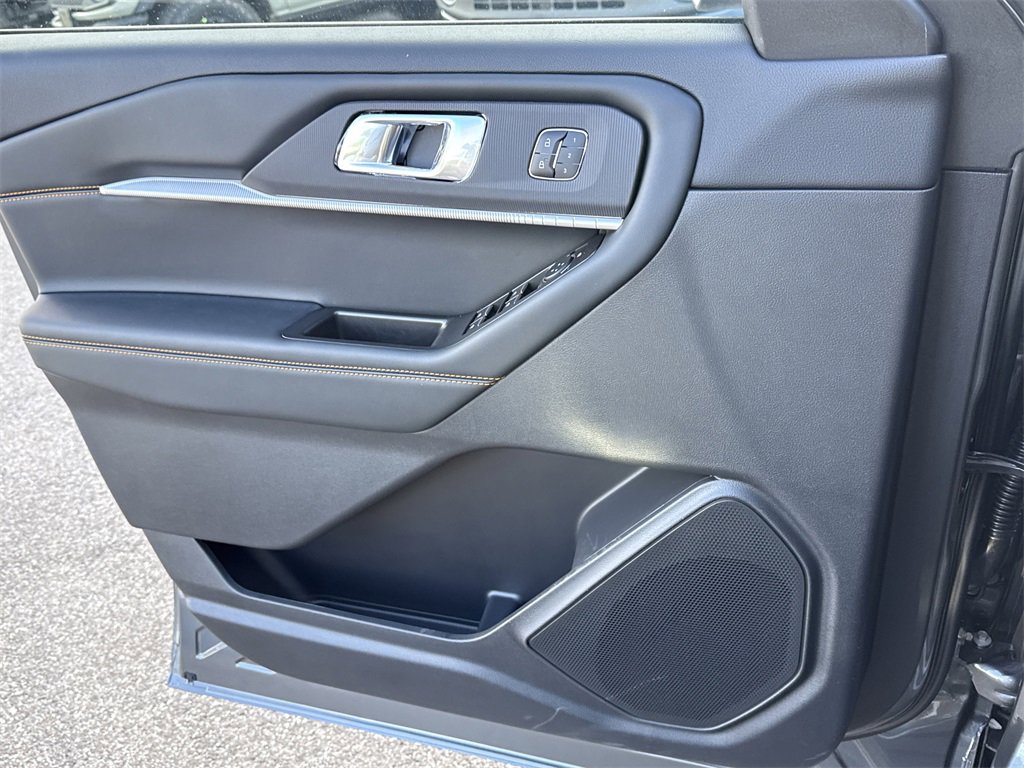 New 2026 Ford Explorer Tremor w/ Tremor Convenience Package image 22