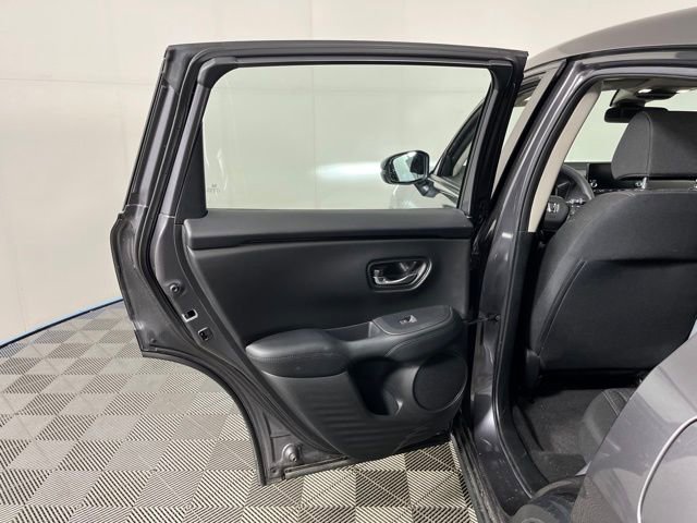 Used 2023 Honda HR-V LX image 31