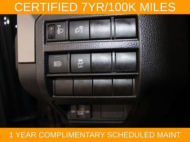 Used 2025 Toyota Tacoma SR5 AWD/4WD image 19
