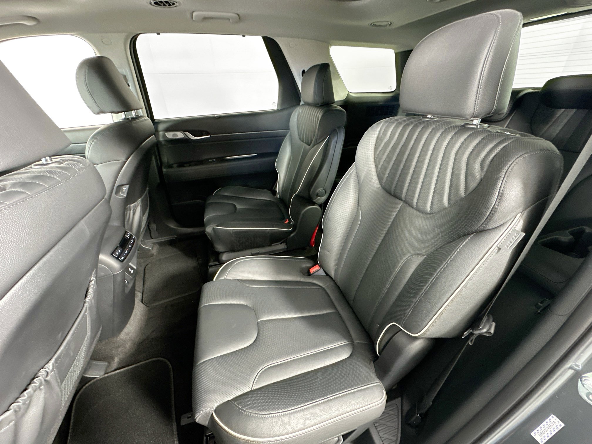 Used 2023 Hyundai Palisade Limited image 26
