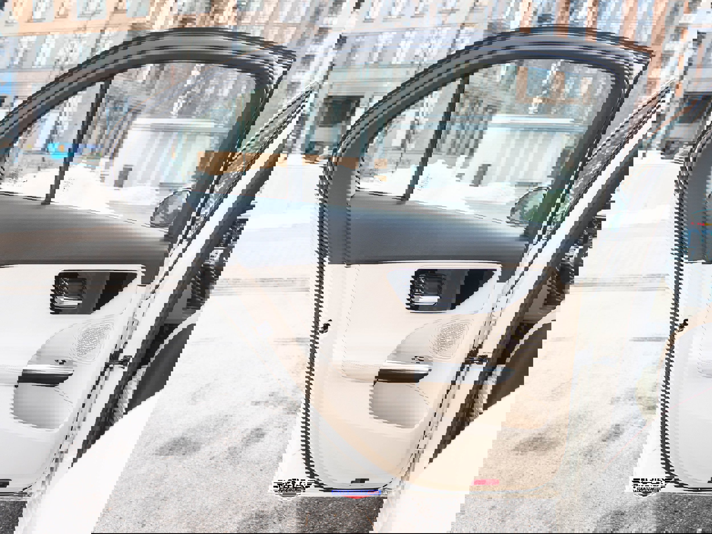 Used 2022 Mercedes-Benz C 300 4MATIC Sedan w/ Exclusive Trim Package image 42