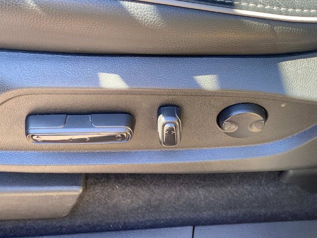 Used 2023 Honda Pilot Elite image 15