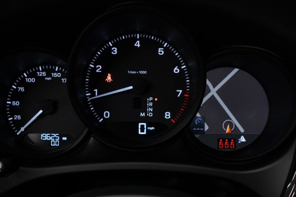 Used 2023 Porsche Macan image 20