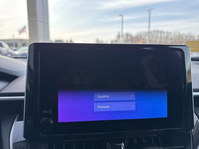 Used 2025 Toyota Corolla Cross XLE image 15