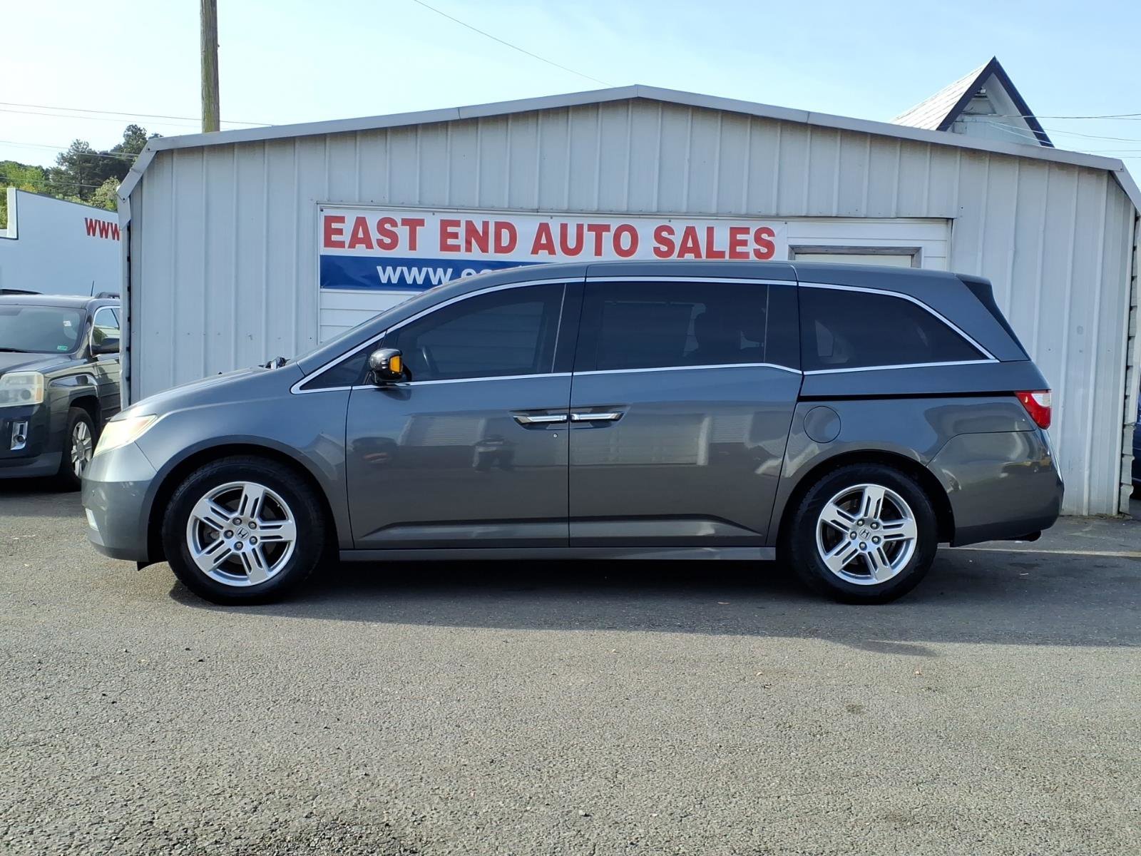 Used 2012 Honda Odyssey Touring image 2