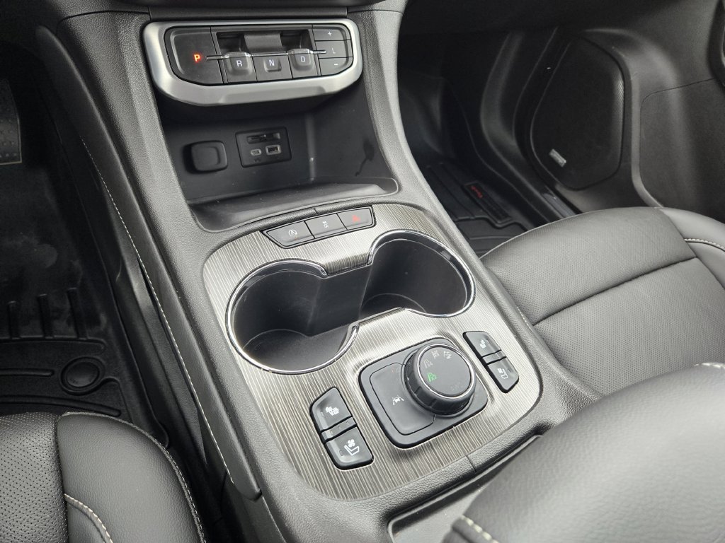 Used 2023 GMC Acadia SLT w/ Preferred Package AWD/4WD image 18