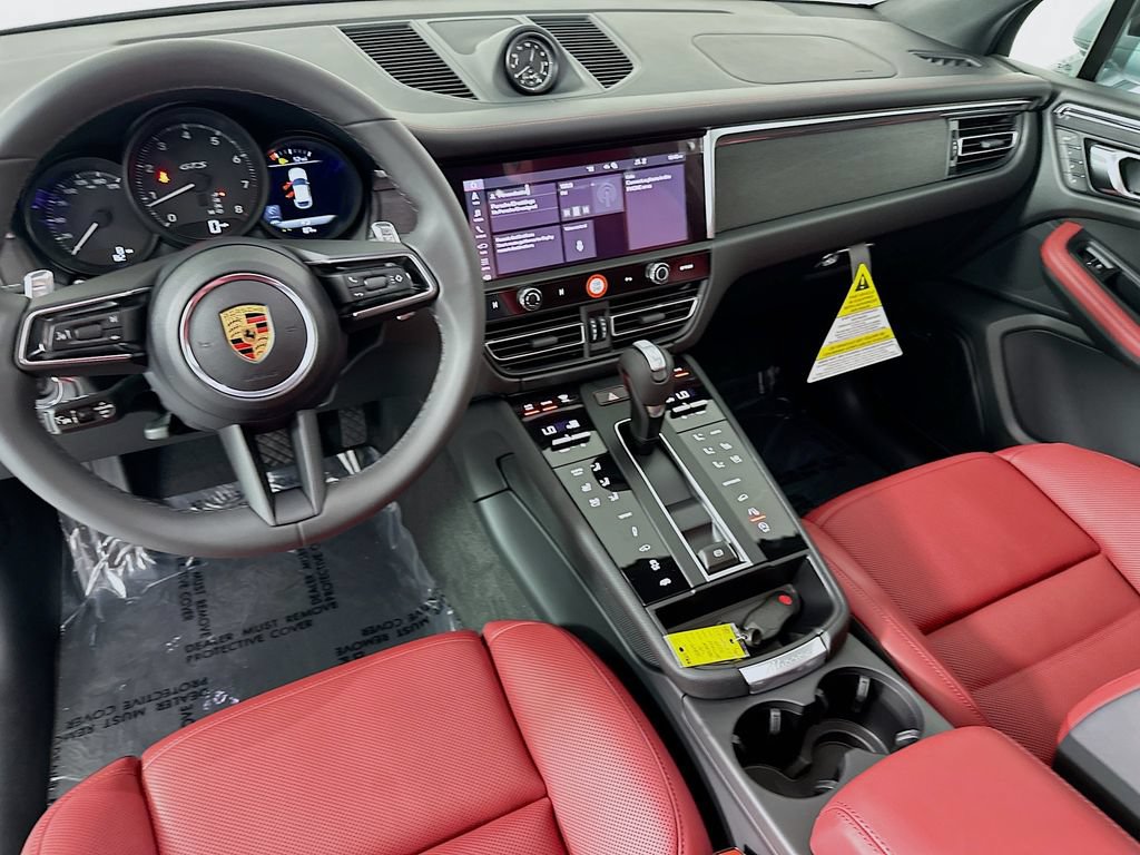 New 2026 Porsche Macan GTS AWD/4WD image 26