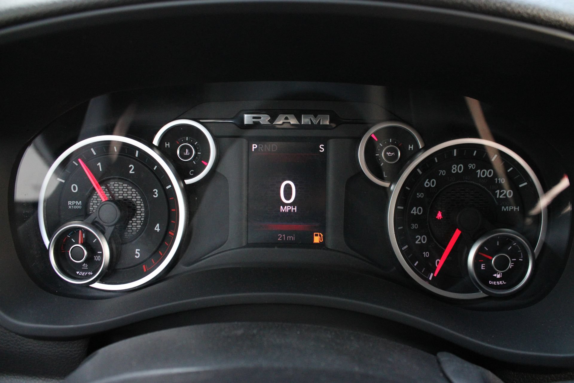 New 2026 RAM 2500 Warlock AWD/4WD image 31